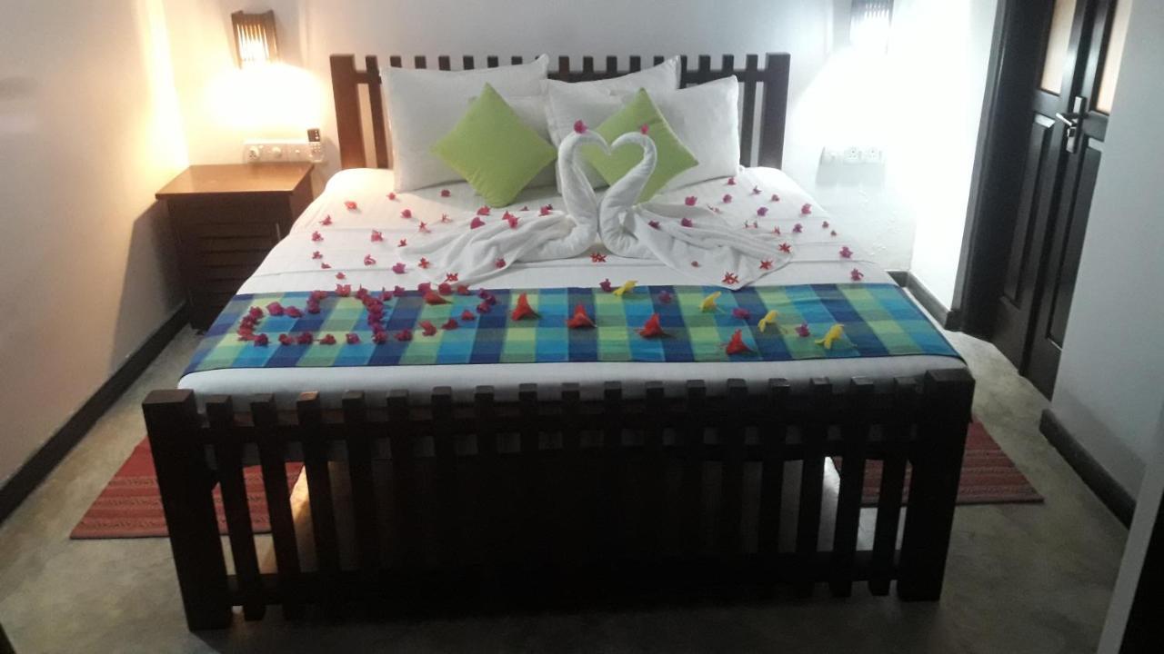 Bed and Breakfast Butterfly Jewel Unawatuna Exterior foto